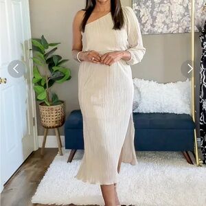 Pontee One Shoulder Pleated Midi Dress